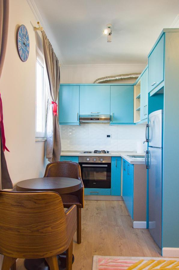 Bright Apartment Close To City Center Tirana Eksteriør billede